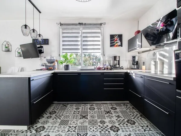Maison de plain-pied 4 pièces 118 m² 