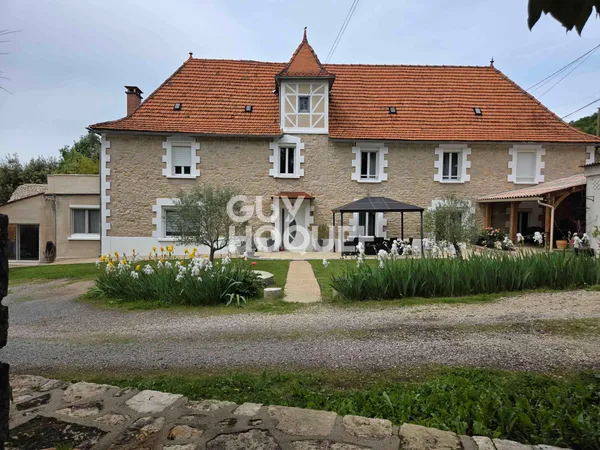 Maison Vente Figeac 9p 286m² 469000€