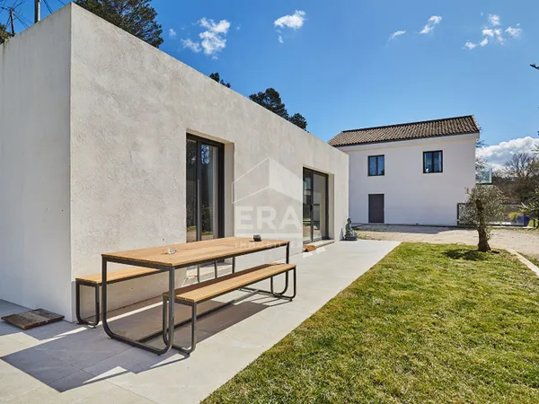 EXCLUSIVITÉ maison LUYNES 200 m2 habitables 
