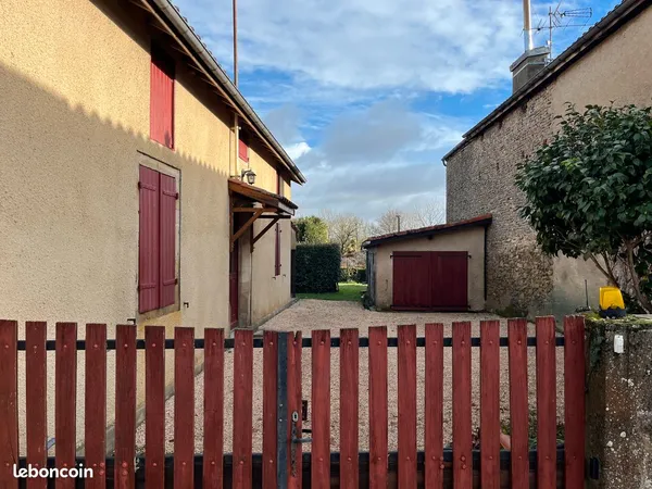 Maison individuelle meublée 80 m² avec jardin 