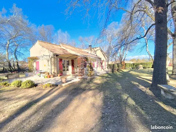 Villa 4 pièces 133 m² 
