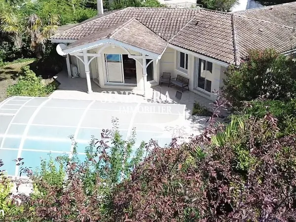 Maison 6 pièces 110 m² 