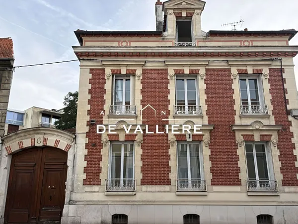 BELLE DEMEURE ET ENSEMBLE IMMOBILIER - COEUR DE VILLE 