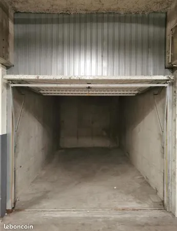 Parking 12 m² 