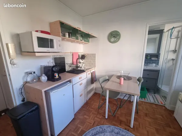 Location studio meublé 