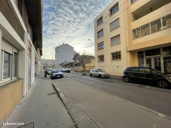 Local commercial 92 m² 