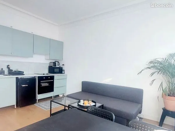 Studio meublé avec ascenseur sur Nice 