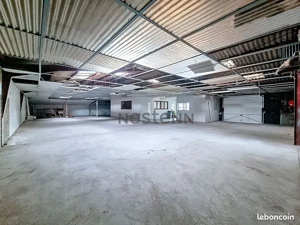 Entrepôt 329 m² TOURS 