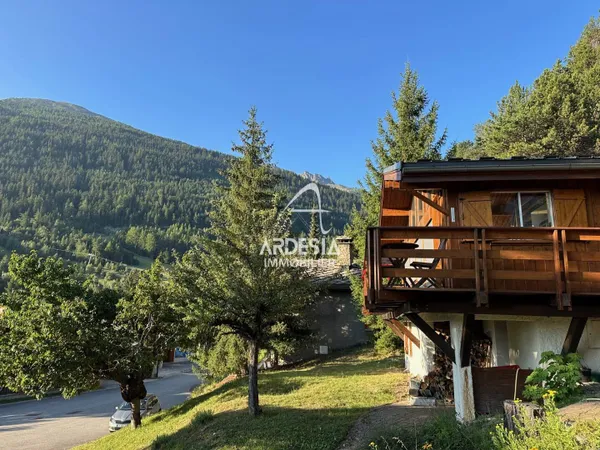 Chalet 7 pièces 117 m² 