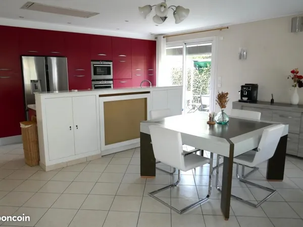 Maison 6 pièces 135 m² 