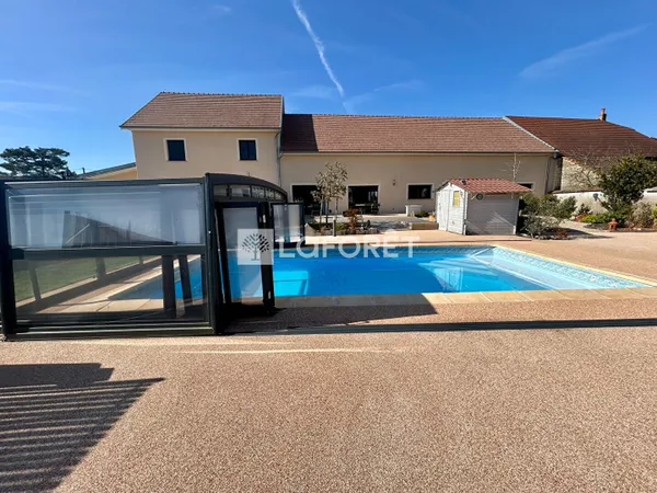 Maison 5 pièces 180 m² 