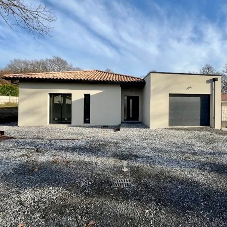Maison contemporaine 4 pièces 131 m² 