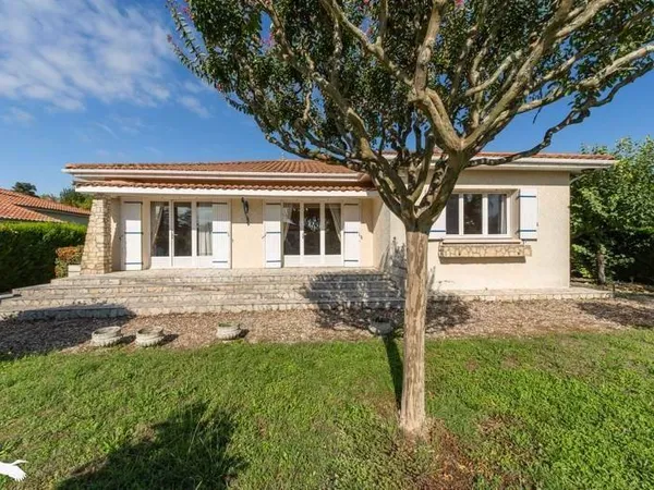 Maison de plain-pied 4 pièces 117 m² 