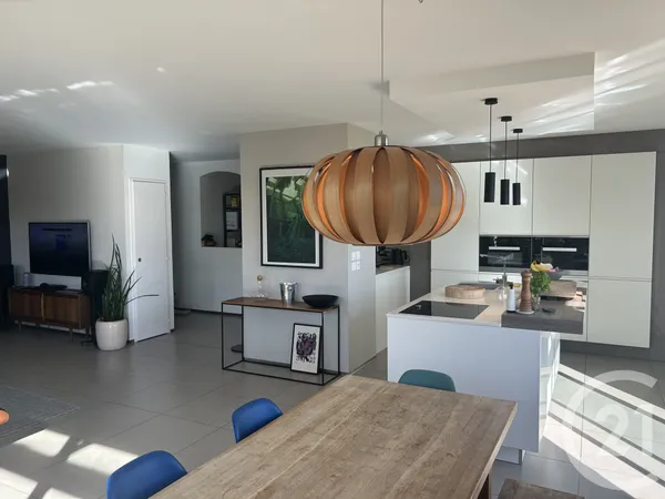 Appartement 4 pièces 126 m² 