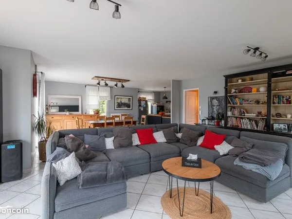 Maison 6 pièces 165 m² 