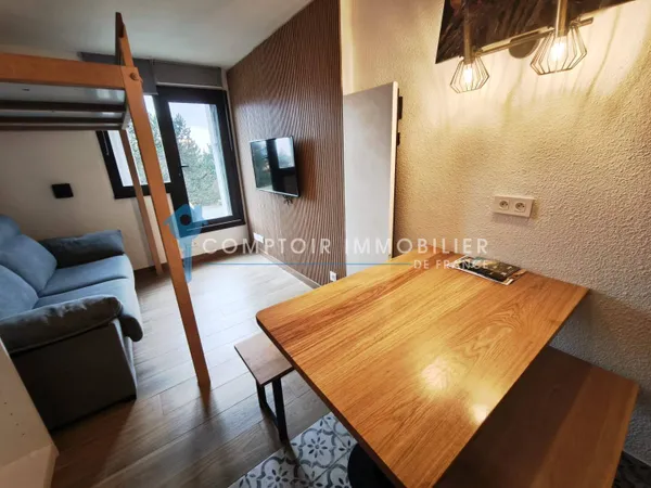 Studio 1 pièce 18 m² 