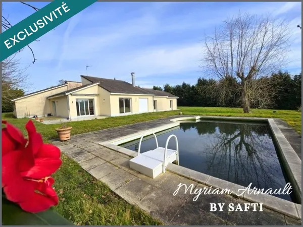 Maison Contemporaine 4 chambres garage piscine 