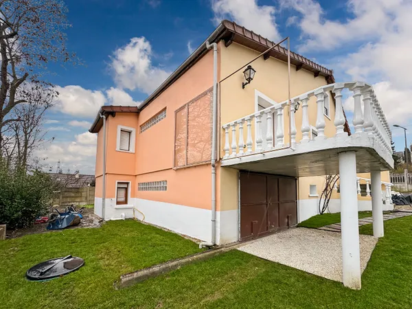 Maison Rosny Sous Bois 5 pièces de 102m² 