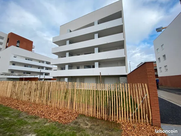 A louer appartement t2 de 41m² a toulouse proche labege 