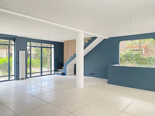 Triplex 200 m2 entièrement rénové - Saint Ouen 