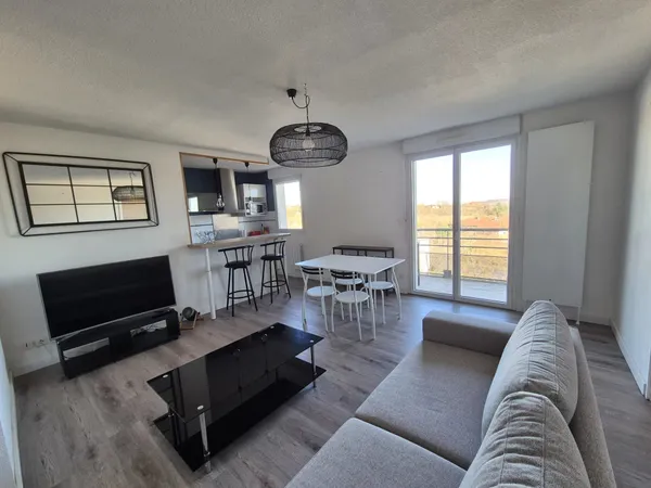 A louer - Appartement T3 entièrement meublé - disponible de suite 