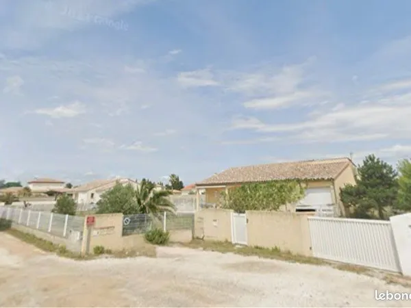 Villa 4 faces plein pied / 1260 m² de terrain Feliu d'Avall 