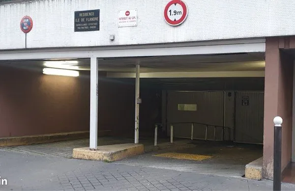 Place de parking a louer 