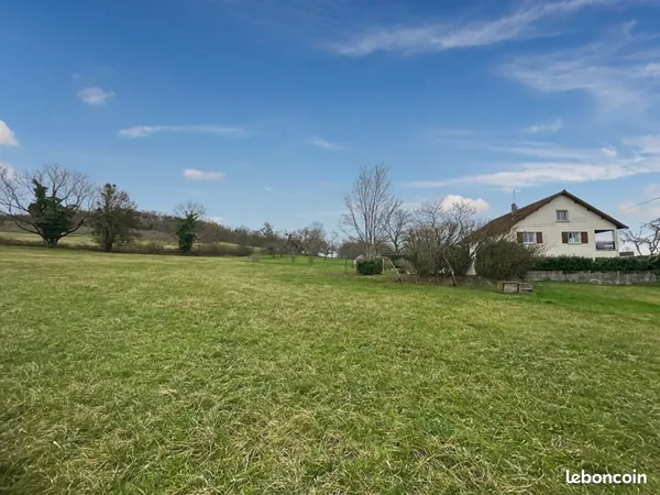 Maison 8 pièces 230 m² 