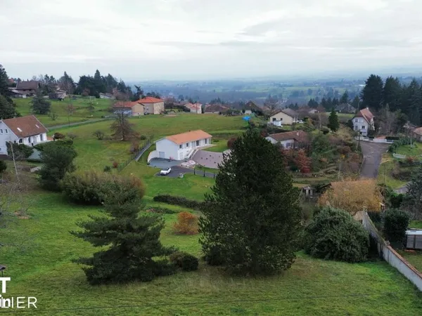 Terrain 2 042 m² Renaison 