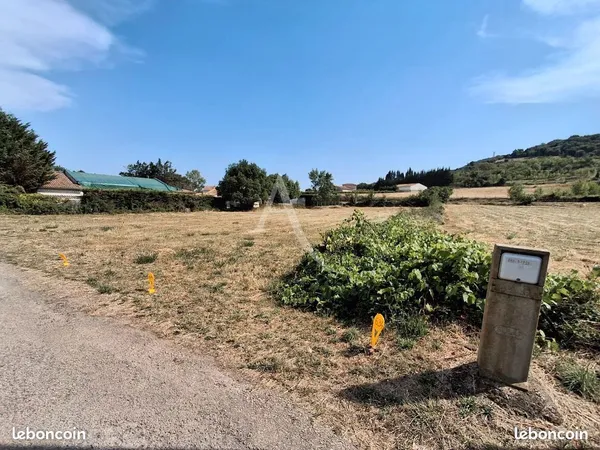 Terrain 843 m² Le Pradal 