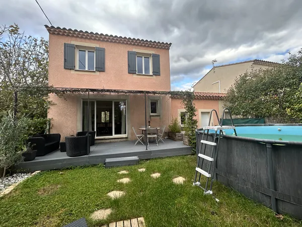 A VENDRE Maison Entraigues Sur La Sorgue 4 pièce(s) 