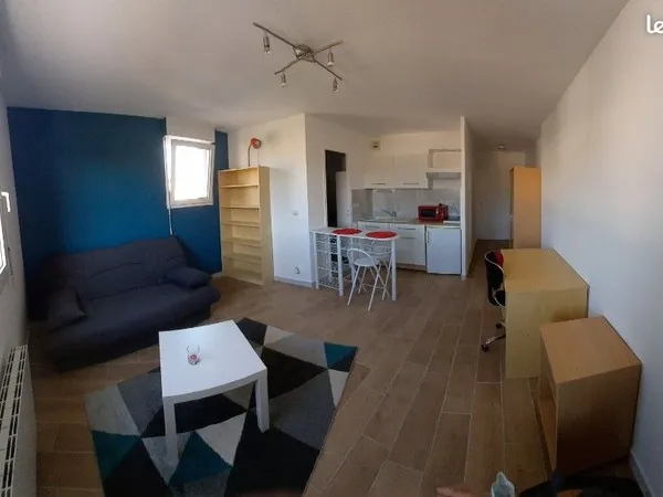 Location studio aubiere proche cezeaux 