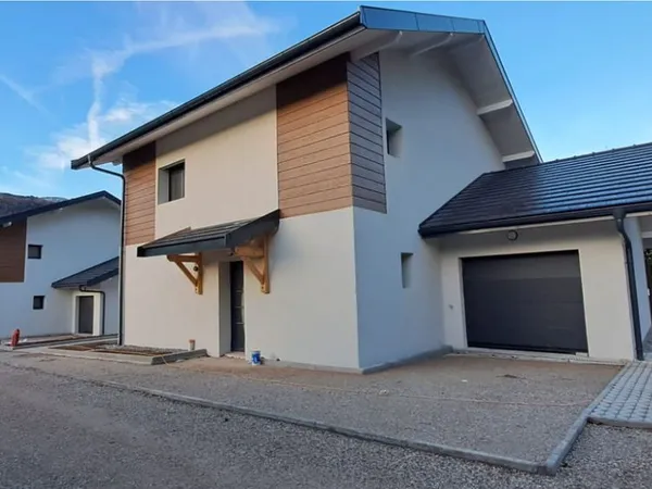 MAISON neuve 130m²+++/Résidence CALME/GARAGE/JARDIN 