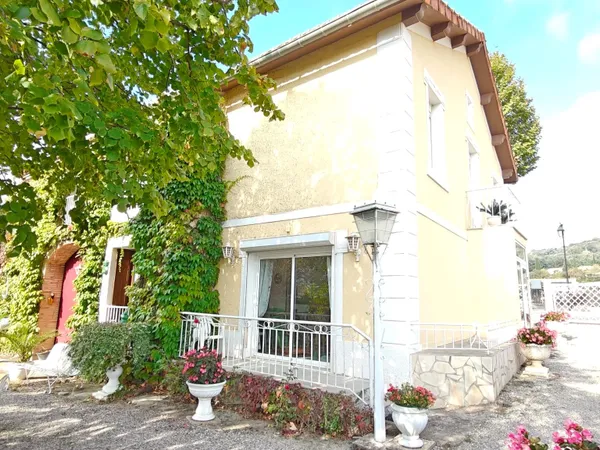 PROCHE DE LIMOUX 