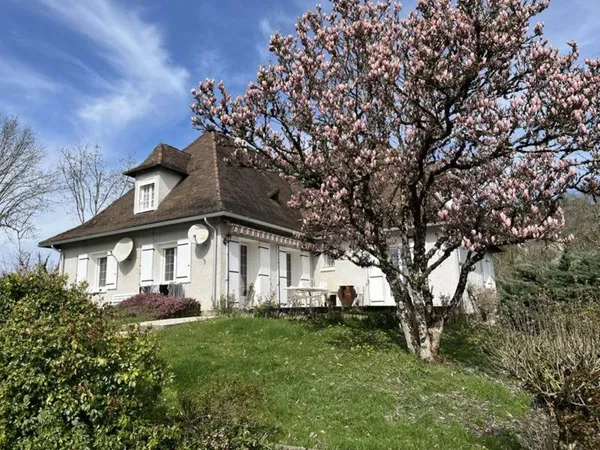 Périgourdine de 9 pièces principales 