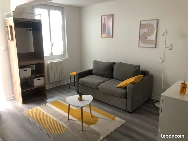 Studio meublé 
