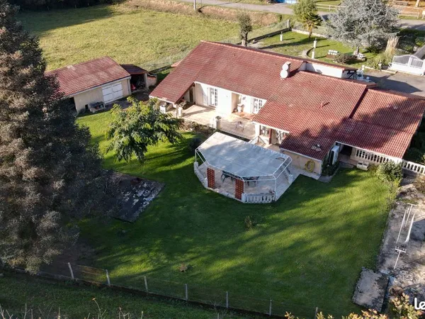 Maison 9 pièces 130 m² 