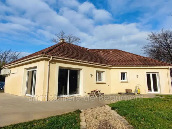 Maison de plain-pied 5 pièces 100 m² 