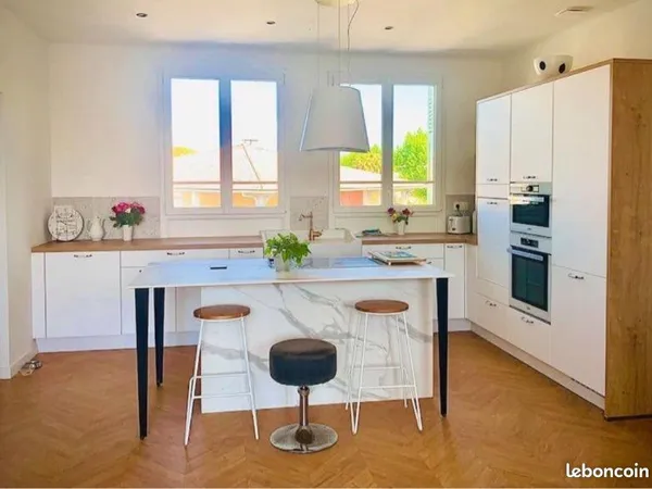 Appartement t3 80m2 proche base nature 