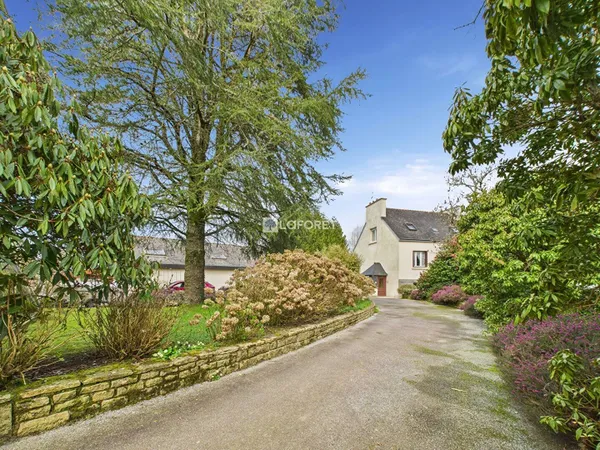 Maison 8 pièces 157 m² 