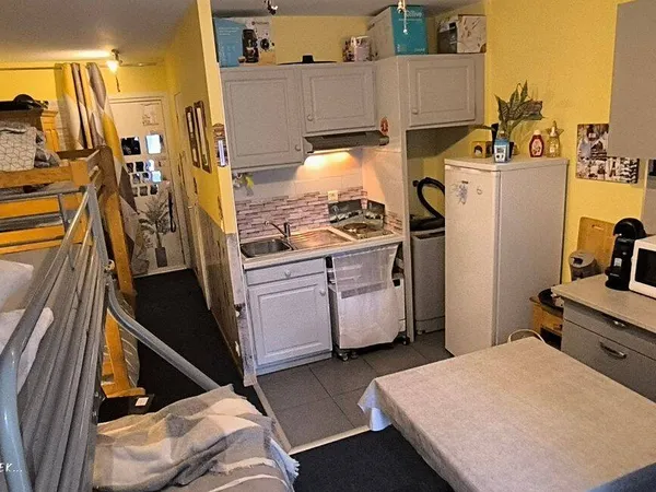 Appartement 1 pièce 28 m² 