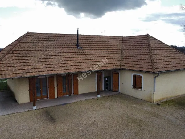 Maison 5 pièces 144 m² 