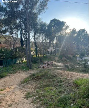 Terrain martigues de 741m2 secteur le Paty constructible 