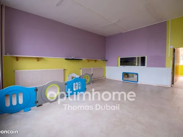 Maison 11 pièces 249 m² 