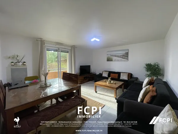 Appartement quatre pièces 85 m2 - COLOMIERS 