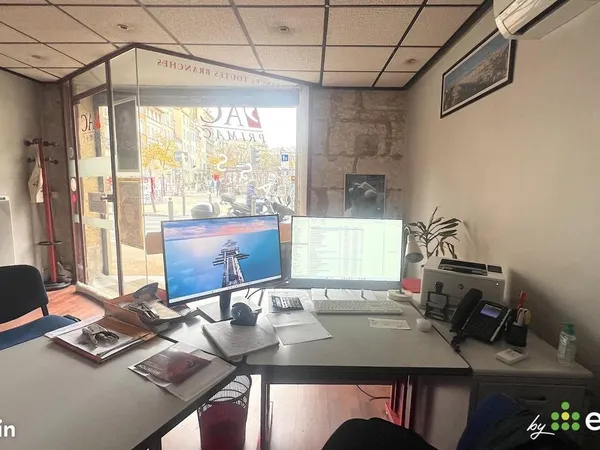 Local 80 m² 