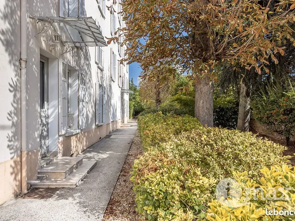 Appartement 4 pièces 73 m² 