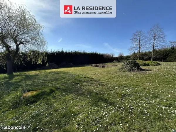 Terrain 1 074 m² Herbeville 