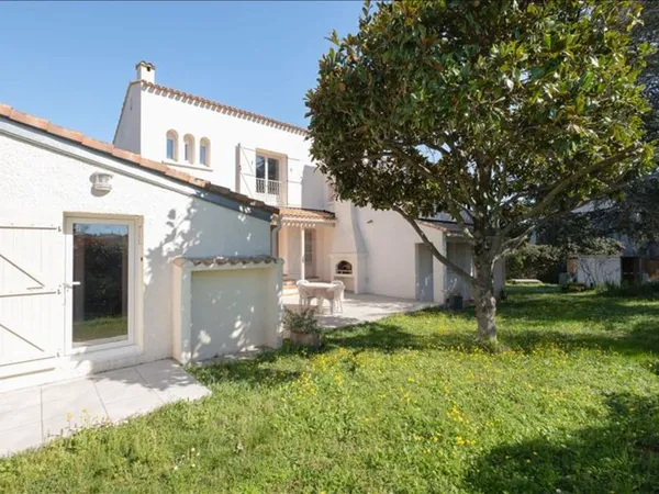 Villa de 4 pièces principales 