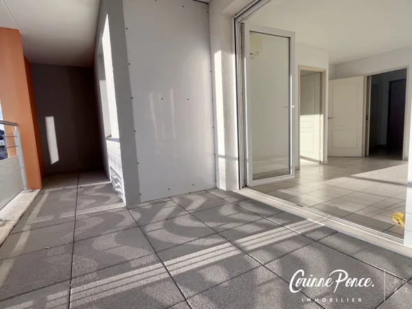 NIMES CENTRE QUARTIER GARE TRES BEAU P3 76M2 AVEC ASCENSEUR 